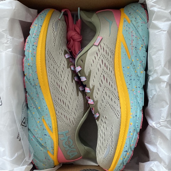 Hoka x FP Movement Clifton 8 - Picture 2 of 2